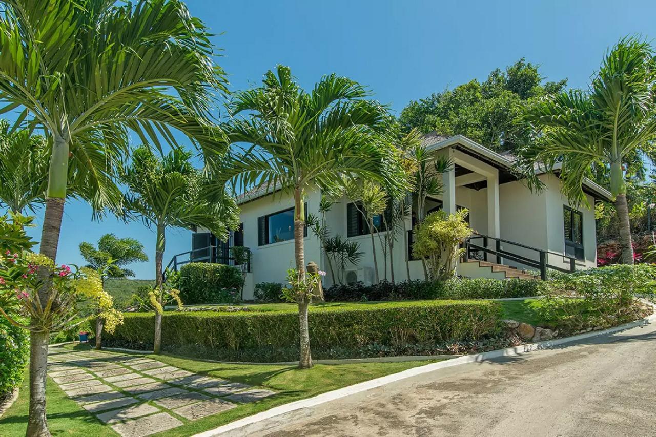 Luxury Villa Sleeps 6, Beach Access, 몬테고 베이 외부 사진