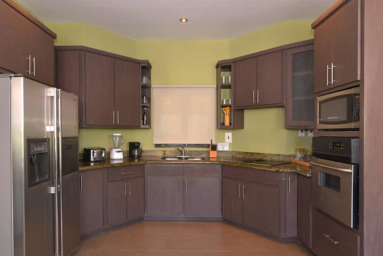 Luxury Villa Sleeps 6, Beach Access, 몬테고 베이 외부 사진